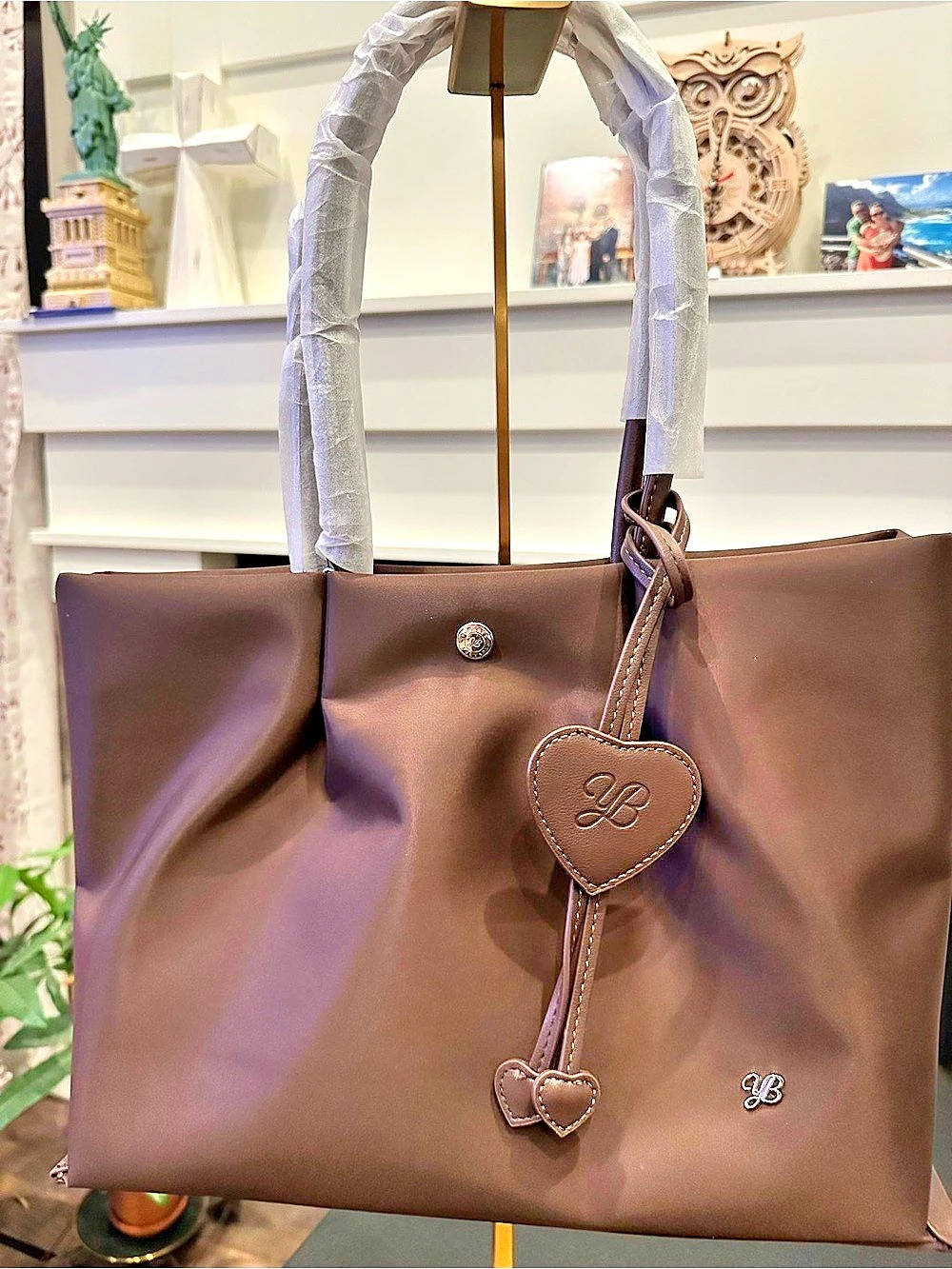 Yunabee Lightweight Premium Nylon Tote Etoupe Color NWT